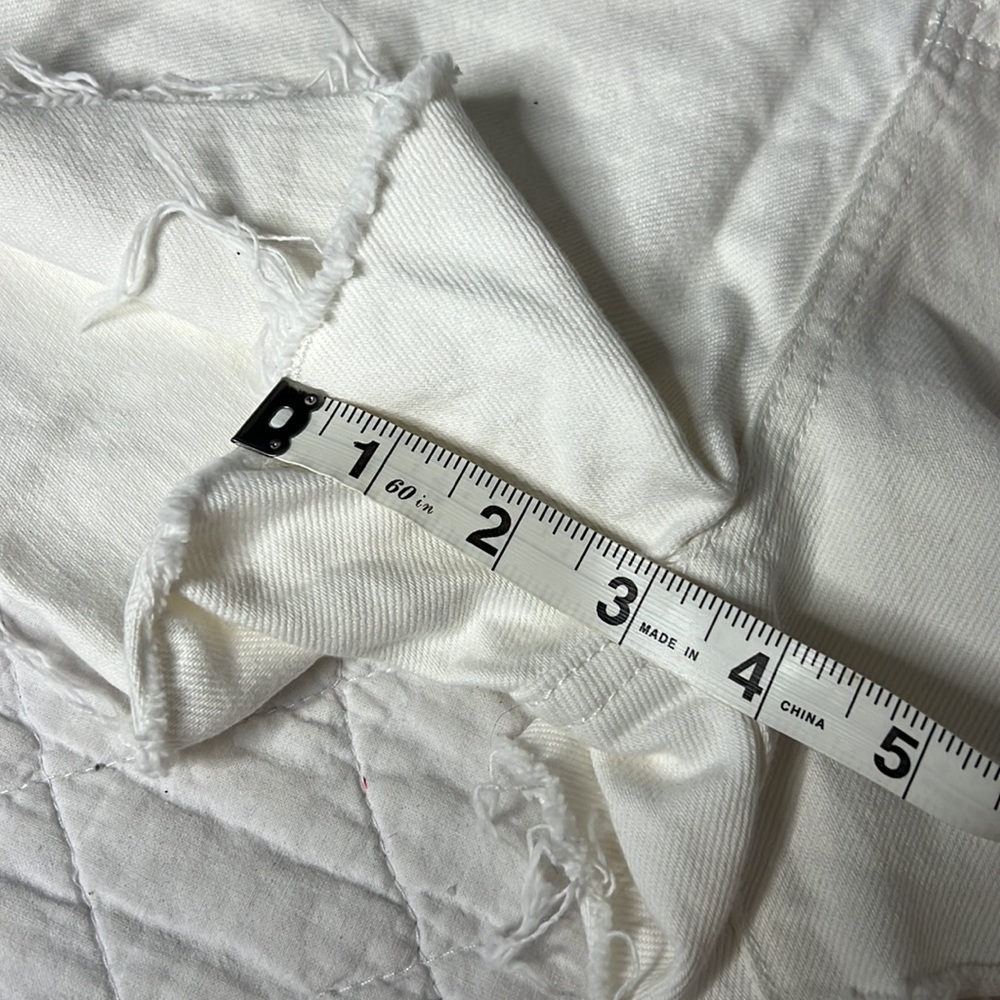 Princess Polly White Shorts - Picture 7 of 8